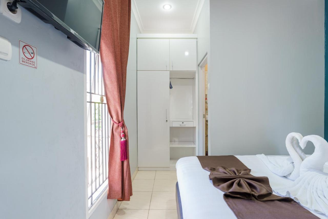 Fast Hous Syariah Bogor Mitra Reddoorz Hotel Exterior foto